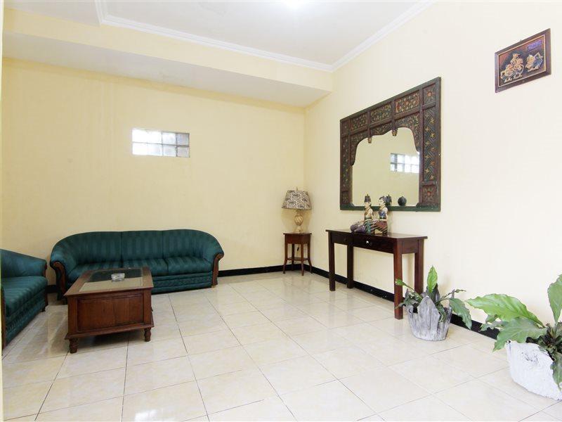 Jj House Gejayan Hotel Kejayan Exterior foto