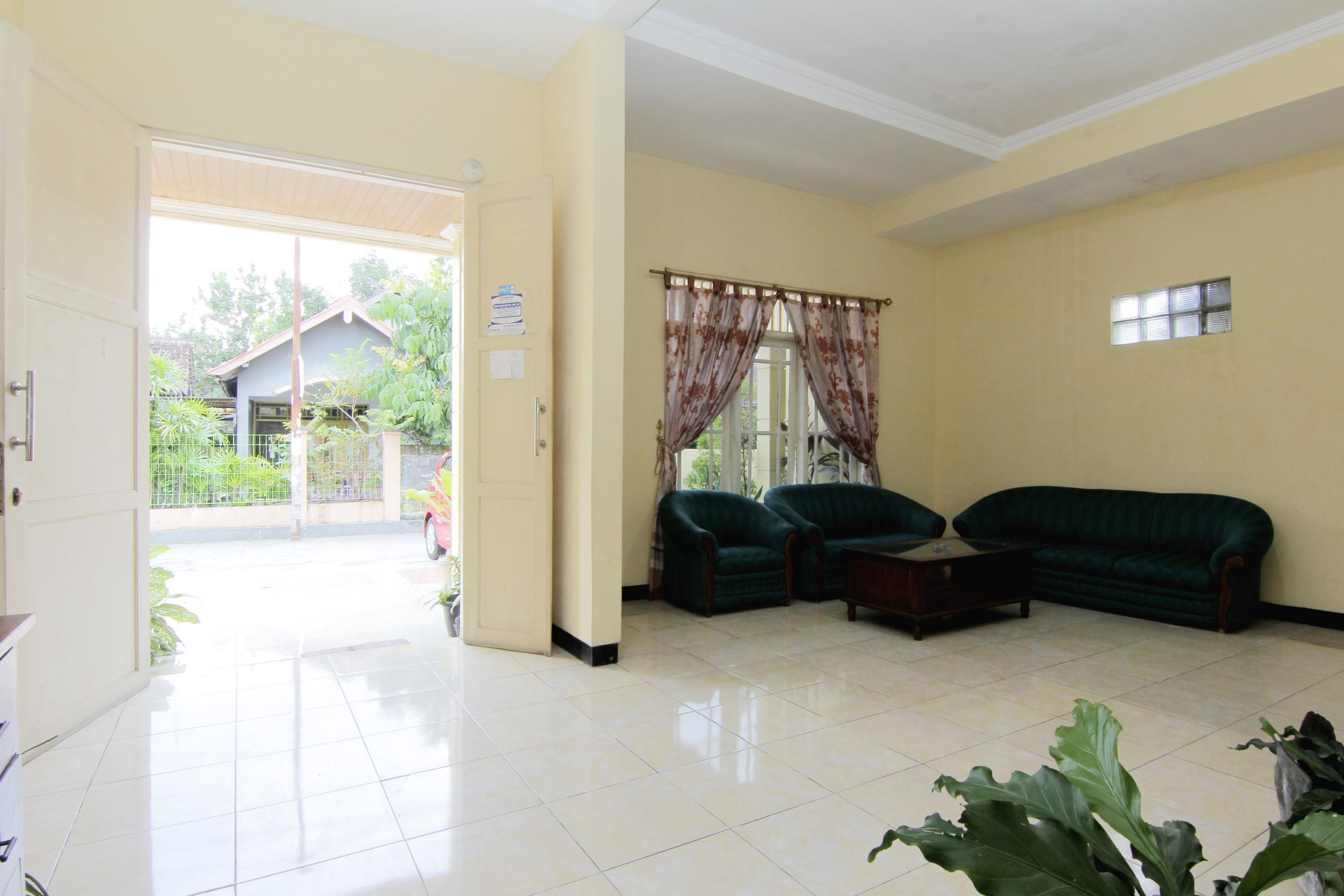 Jj House Gejayan Hotel Kejayan Exterior foto
