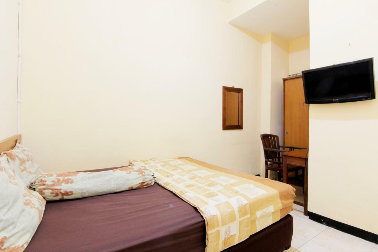 Jj House Gejayan Hotel Kejayan Exterior foto