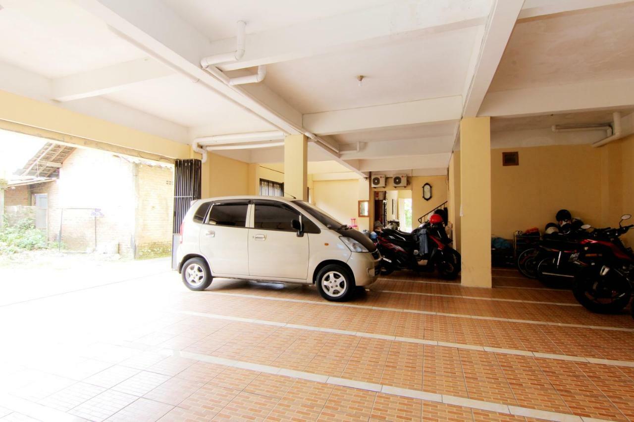 Jj House Gejayan Hotel Kejayan Exterior foto