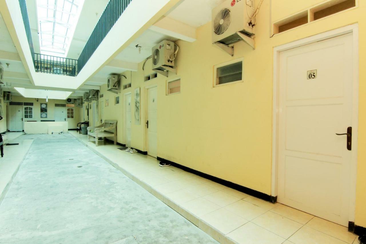 Jj House Gejayan Hotel Kejayan Exterior foto