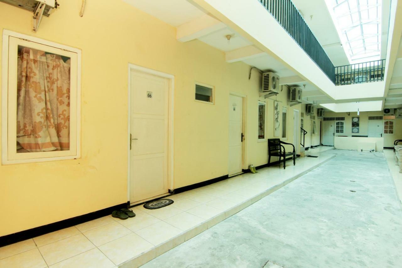 Jj House Gejayan Hotel Kejayan Exterior foto